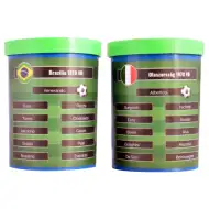 Spiel das Finale der Fußball-WM 1970 noch einmal! Brasilien-Italien Tischfußball-Set mit Geschenkteam.