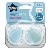 Tommee Tippee: Night Time 2er-Set leuchtende, orthodontische Schnuller in verschiedenen Ausführungen (0-6 Monate)